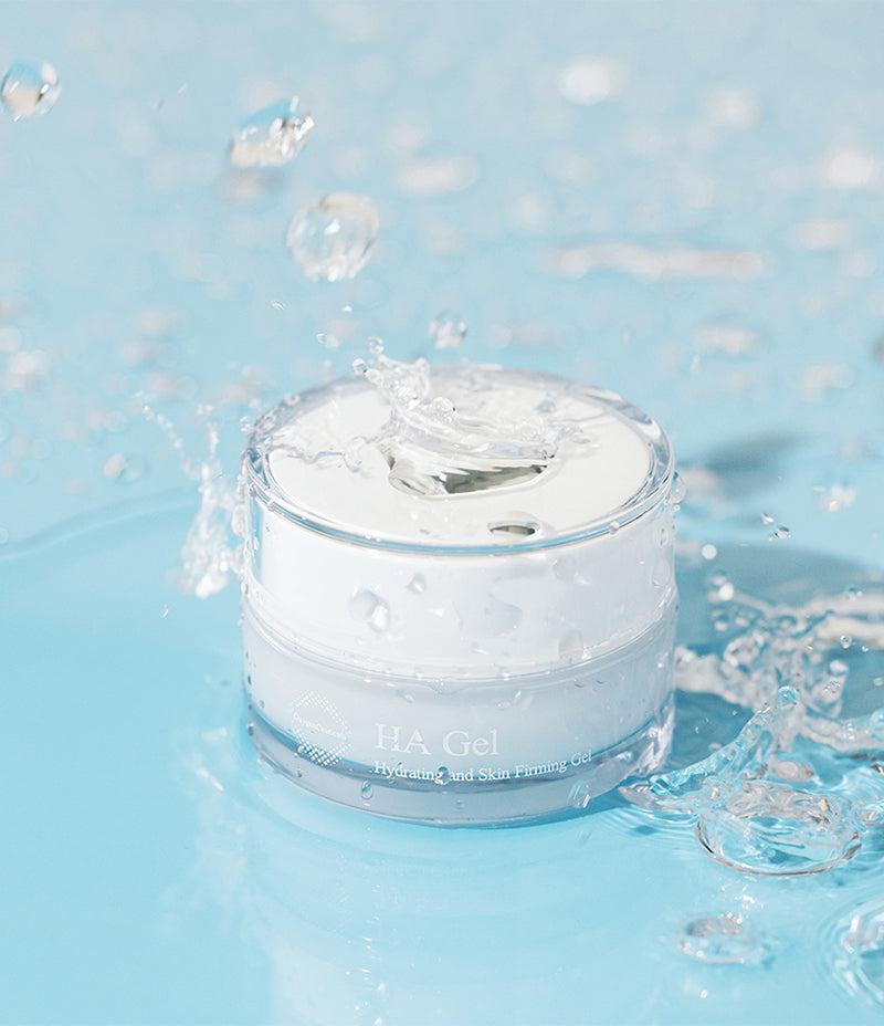 Vivid depiction of a splash of blue water on HA Gel, symbolizing the hydrating qualities intended for dry skin relief.