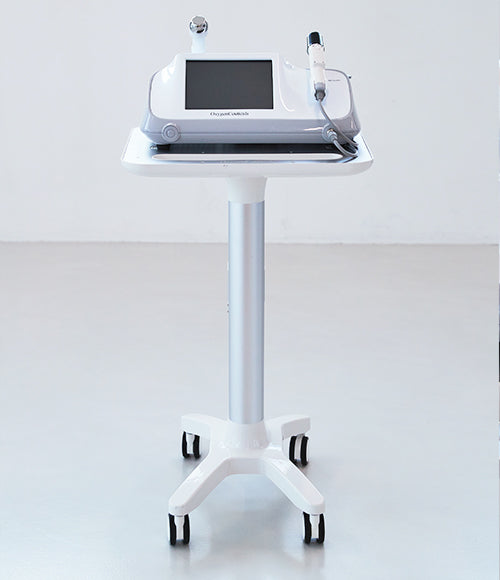 A frontfacing image of OxygenCeuticals' HiFULDM stand and screen